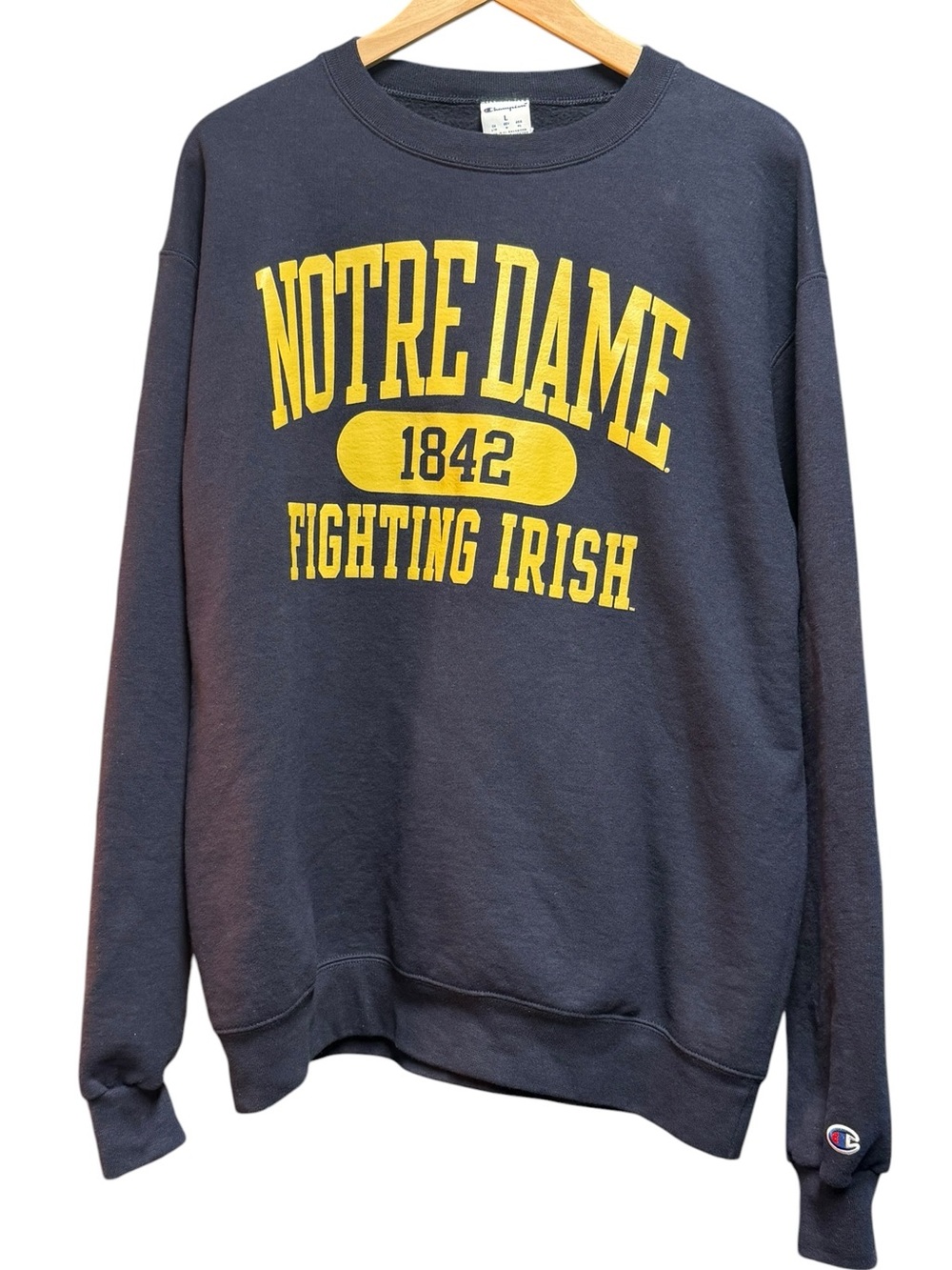 Champion College Notre Dame Fighting Irish Navy Blue Crewneck Sweatshirt Size L